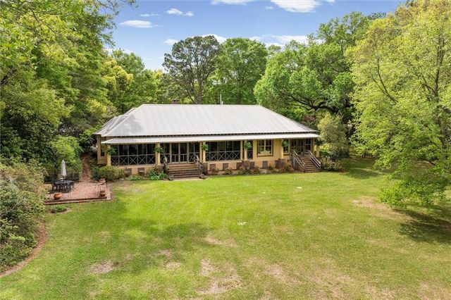 2300 Burgett Road, Mobile, AL 36605