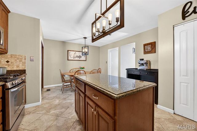 29 Atwater Drive, St Peters, MO 63376