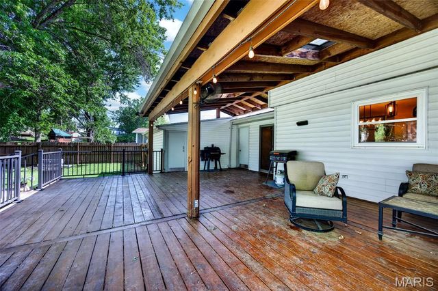 29 Atwater Drive, St Peters, MO 63376