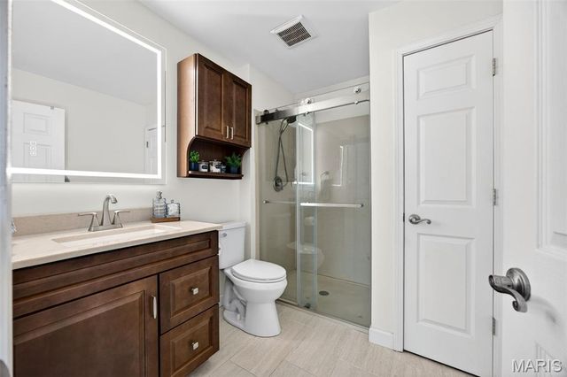 29 Atwater Drive, St Peters, MO 63376