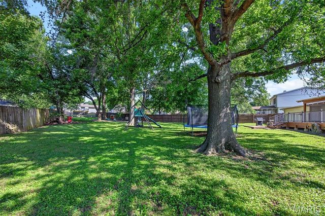 29 Atwater Drive, St Peters, MO 63376