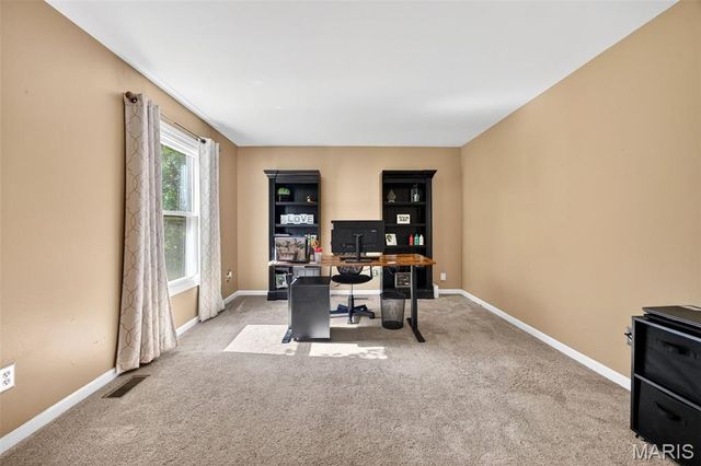 29 Atwater Drive, St Peters, MO 63376