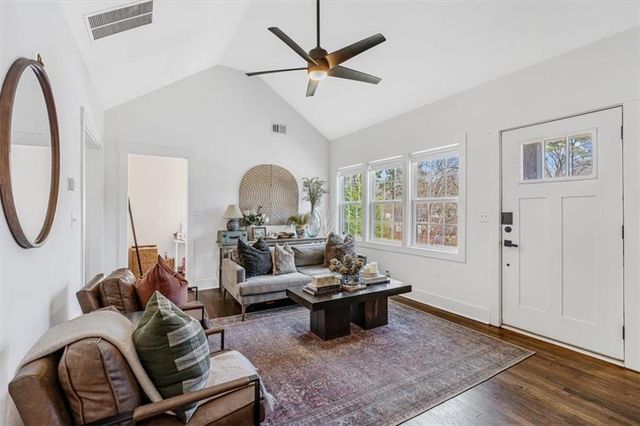 1931 S Gordon Street SW, Atlanta, GA 30310
