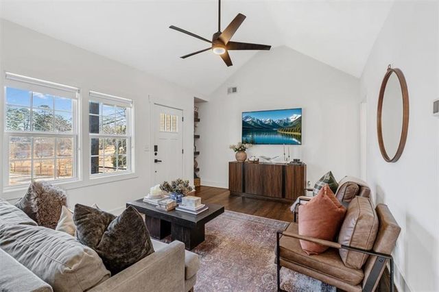 1931 S Gordon Street SW, Atlanta, GA 30310