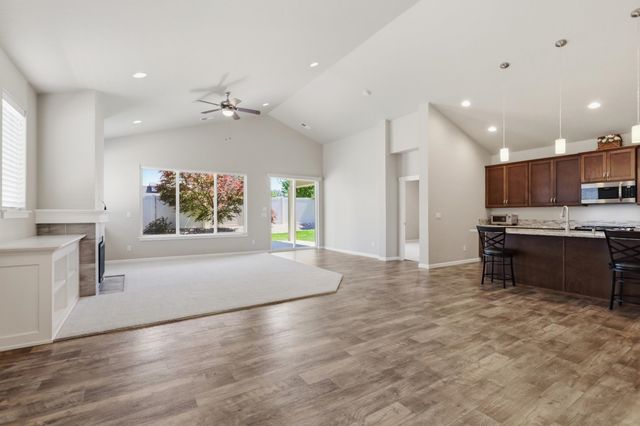 1860 N Oakland St, Liberty Lake, WA 99019
