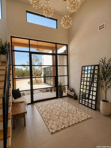 7718 RAMBLE RDG, San Antonio, TX 78266