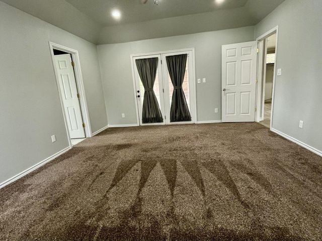 1415 Ebeling Drive, Plainview, TX 79072