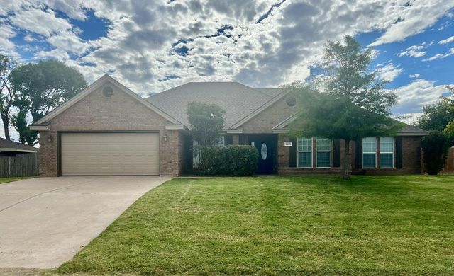 1415 Ebeling Drive, Plainview, TX 79072