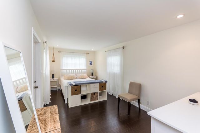 1621 NE 17TH Way, Fort Lauderdale, FL 33305