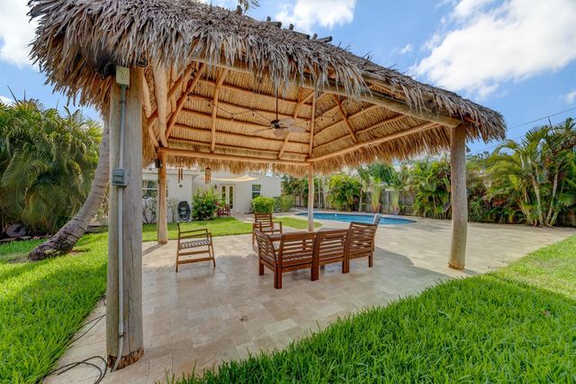 1621 NE 17TH Way, Fort Lauderdale, FL 33305