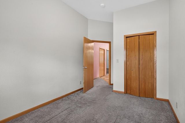 412 Hazel Street N, Saint Paul, MN 55119