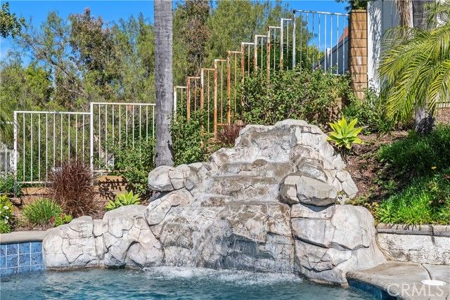 27921 Atherston, Mission Viejo, CA 92692