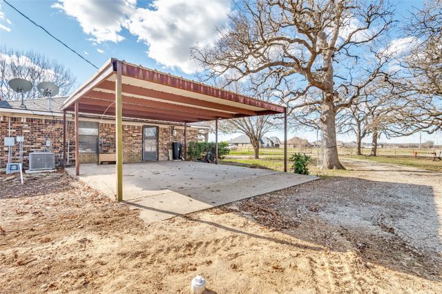 515 Farr Altom Road, Combine, TX 75159