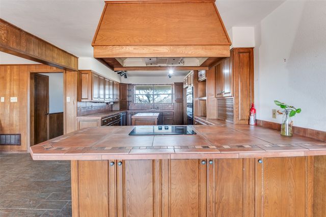 515 Farr Altom Road, Combine, TX 75159