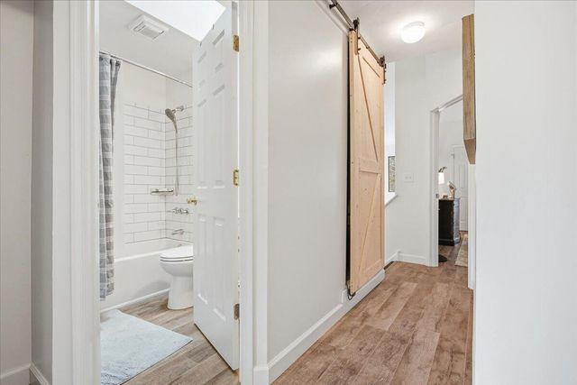 219 Shoreline Marina Cir Unit 122, Moneta, VA 24121