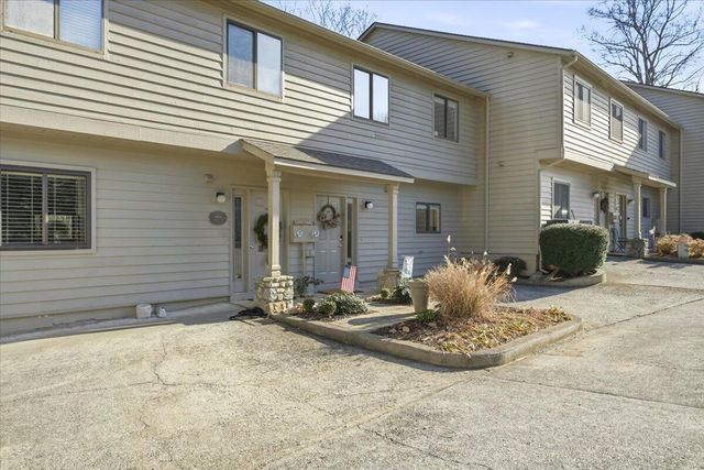 219 Shoreline Marina Cir Unit 122, Moneta, VA 24121