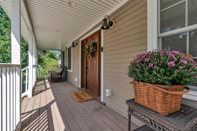 206 County Farm Cross Road, Dover, NH 03820