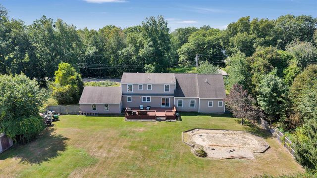 206 County Farm Cross Road, Dover, NH 03820