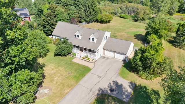 206 County Farm Cross Road, Dover, NH 03820