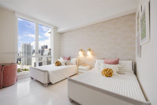 901 Brickell Key Blvd 3708, Miami, FL 33131