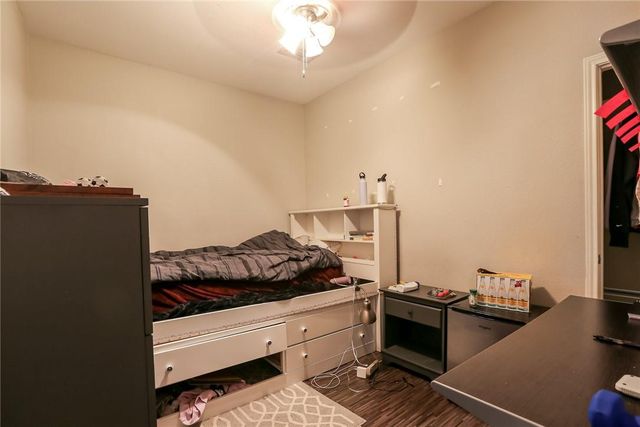 910 W 25th ST 205, Austin, TX 78705