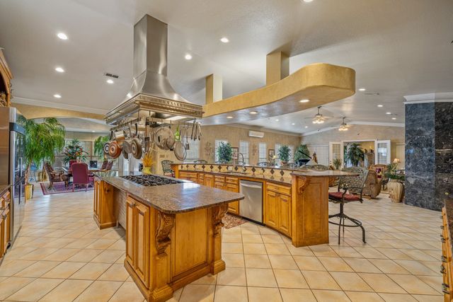 17008 Fm 344 W, Flint, TX 75762