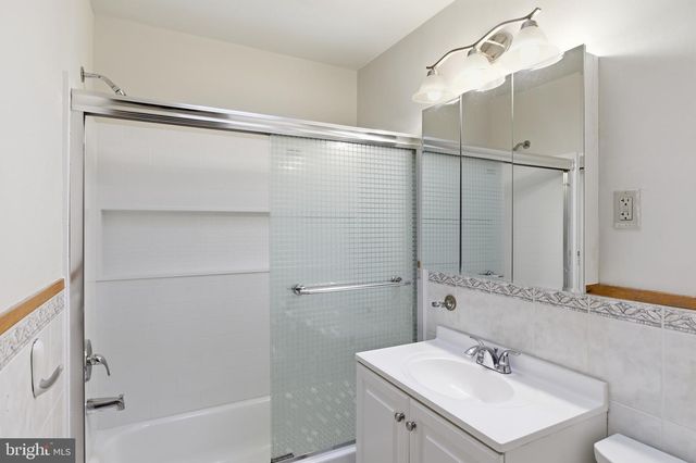 3351 MORNING GLORY RD, Philadelphia, PA 19154