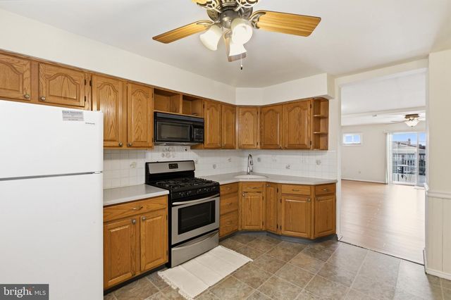 3351 MORNING GLORY RD, Philadelphia, PA 19154