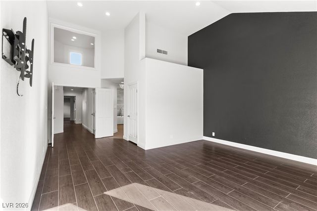 7973 Harbour Towne Avenue, Las Vegas, NV 89113