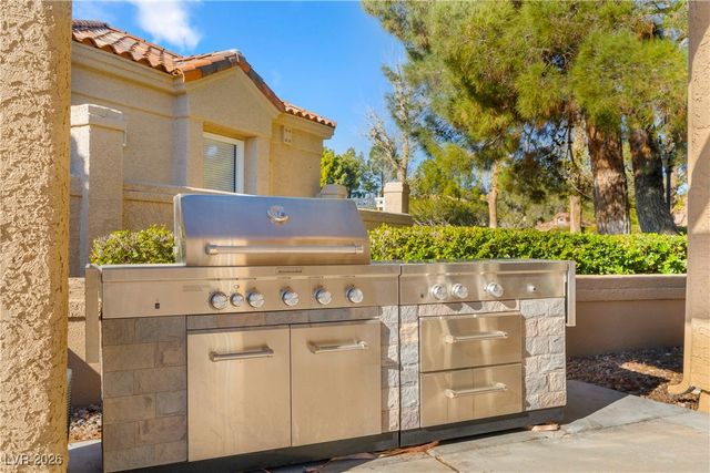 7973 Harbour Towne Avenue, Las Vegas, NV 89113