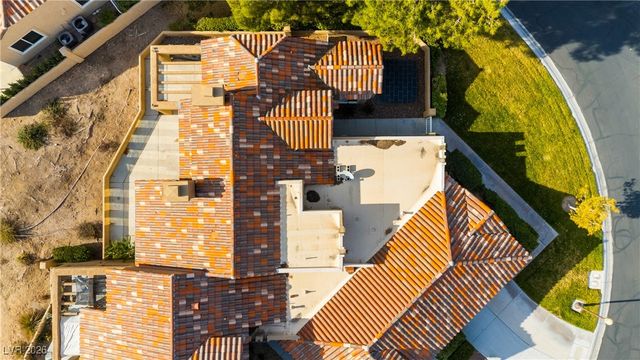 7973 Harbour Towne Avenue, Las Vegas, NV 89113