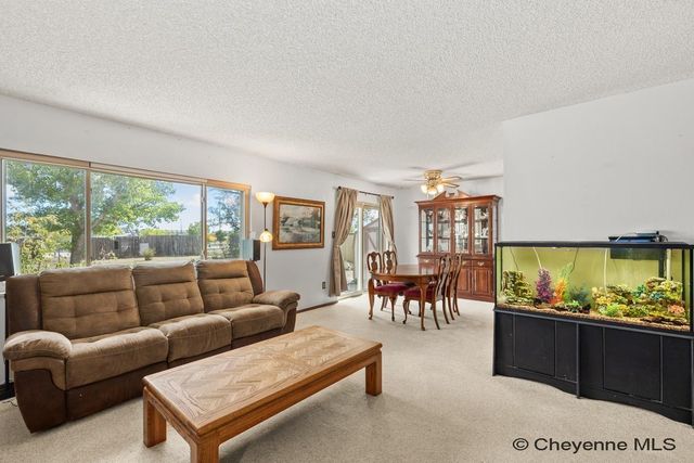 1505 TRAIL WAY RD, Cheyenne, WY 82007