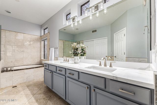 714 W DESERT BROOM Drive, Chandler, AZ 85248