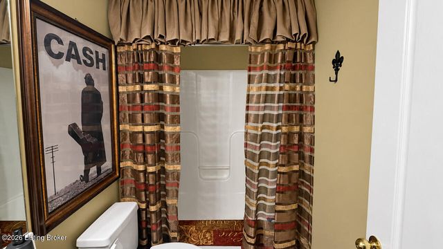 9106 Hawthorne Pointe Dr 101, Louisville, KY 40272