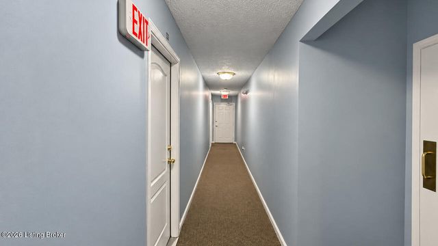 9106 Hawthorne Pointe Dr 101, Louisville, KY 40272