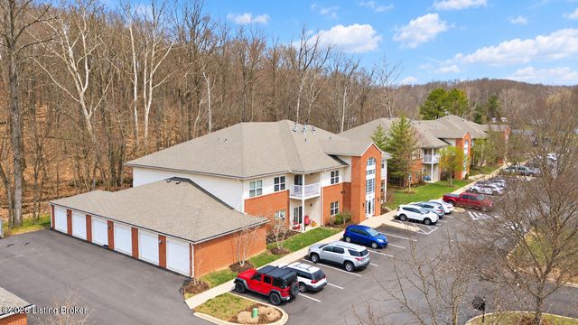 9106 Hawthorne Pointe Dr 101, Louisville, KY 40272