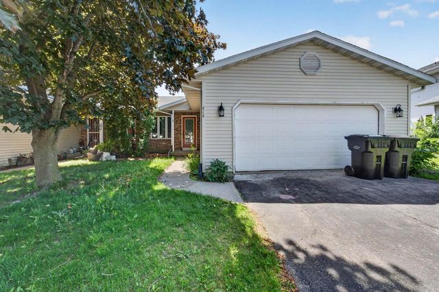 414 Meadow Oak Trail, Deforest, WI 53532