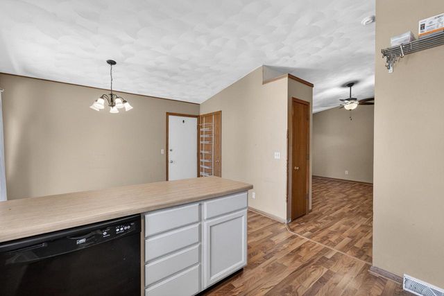 414 Meadow Oak Trail, Deforest, WI 53532