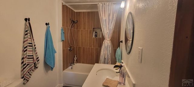 221 E Cedar St, Walsenburg, CO 81089