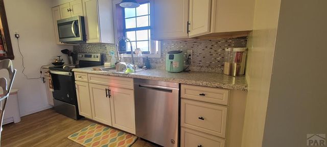 221 E Cedar St, Walsenburg, CO 81089