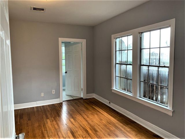 1546 Lombardy Street C, Houston, TX 77023