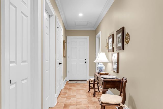 102 Sea Dog Circle, Mount Pleasant, SC 29464