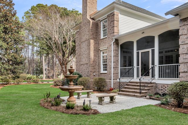102 Sea Dog Circle, Mount Pleasant, SC 29464