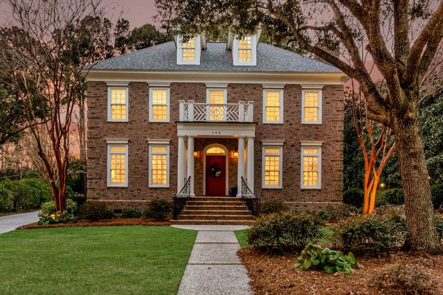 102 Sea Dog Circle, Mount Pleasant, SC 29464