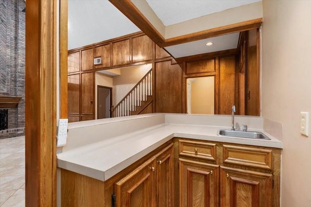 15111 T C Jester Boulevard, Houston, TX 77068