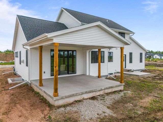 W5835 DELTA DRIVE, Menasha, WI 54952