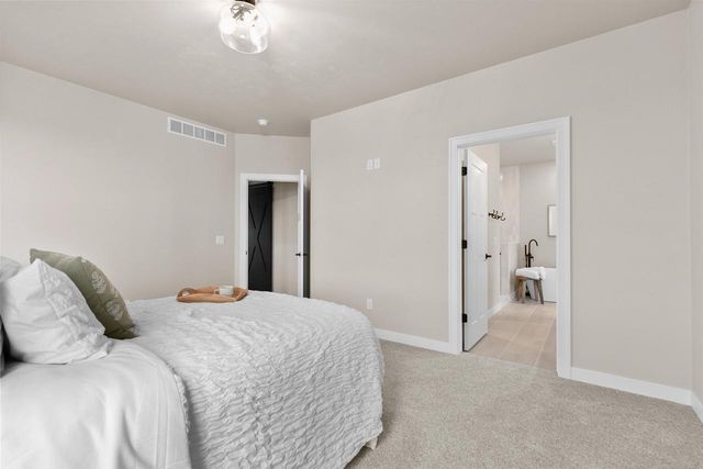 W5835 DELTA DRIVE, Menasha, WI 54952