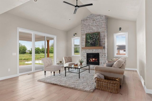 W5835 DELTA DRIVE, Menasha, WI 54952