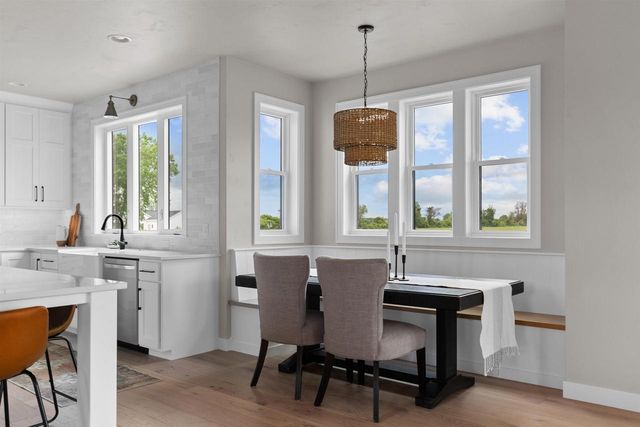 W5835 DELTA DRIVE, Menasha, WI 54952