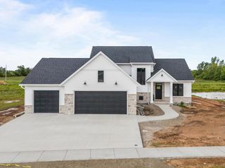 W5835 DELTA DRIVE, Menasha, WI 54952